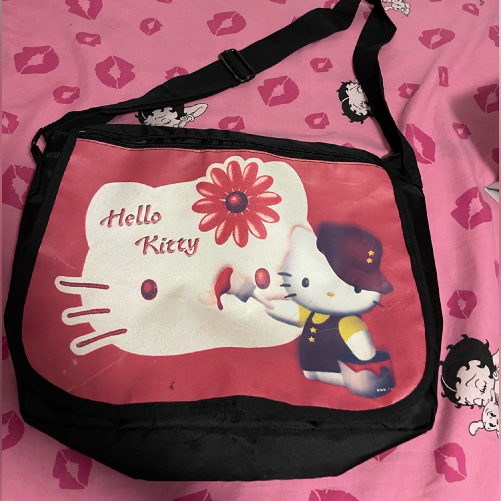 Hello kitty crossbody bag